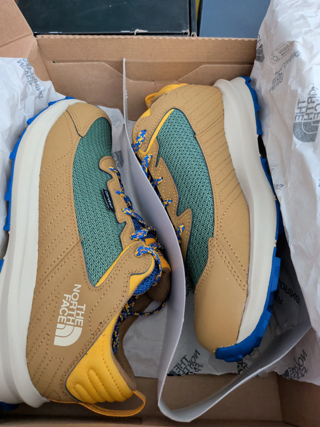 The North Face Youth Fastpack Hiker WP Boots - Size 7 - photo 2