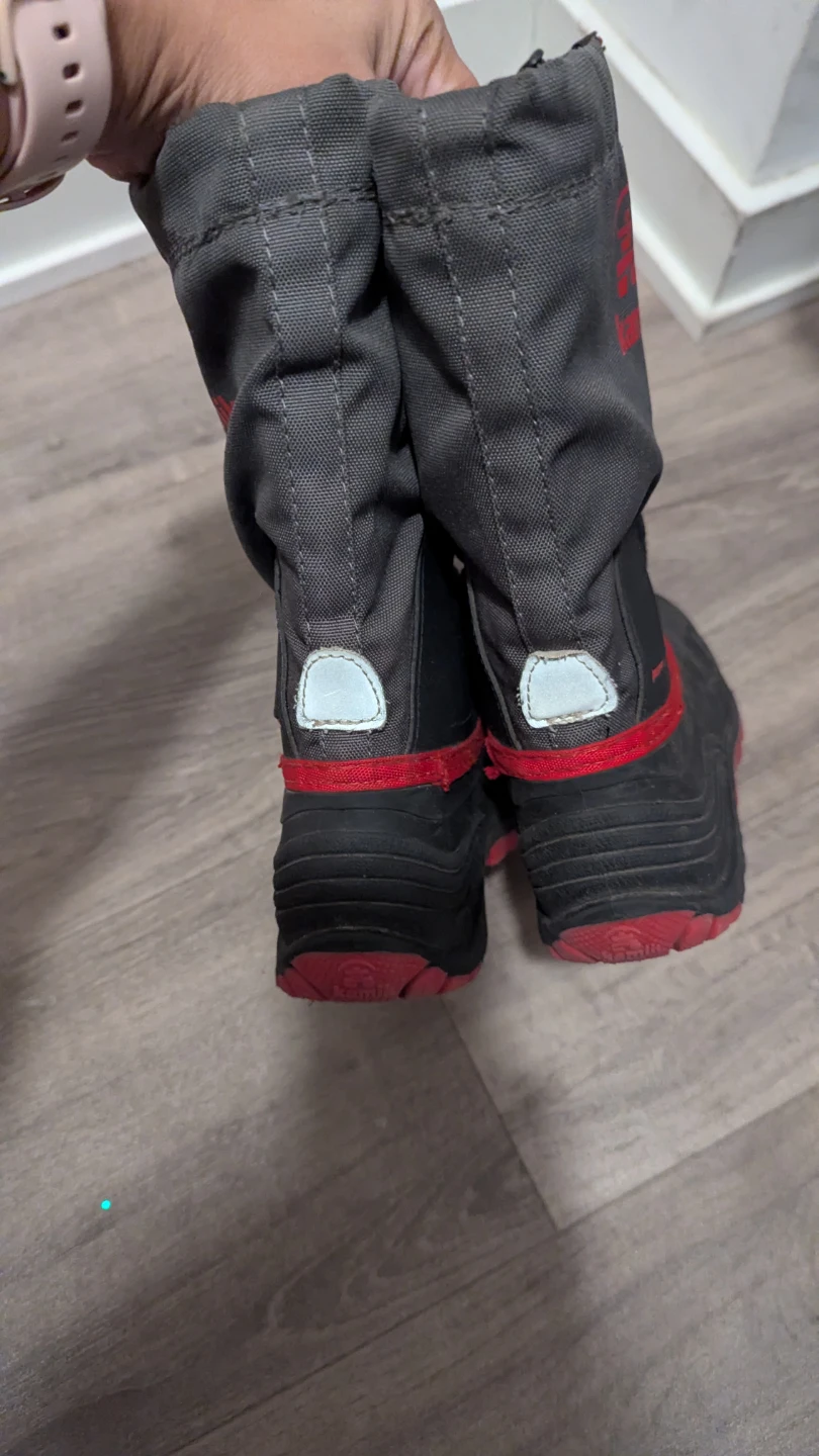 Bogs & Kamik Kids' Winter Boots Kids Size 1