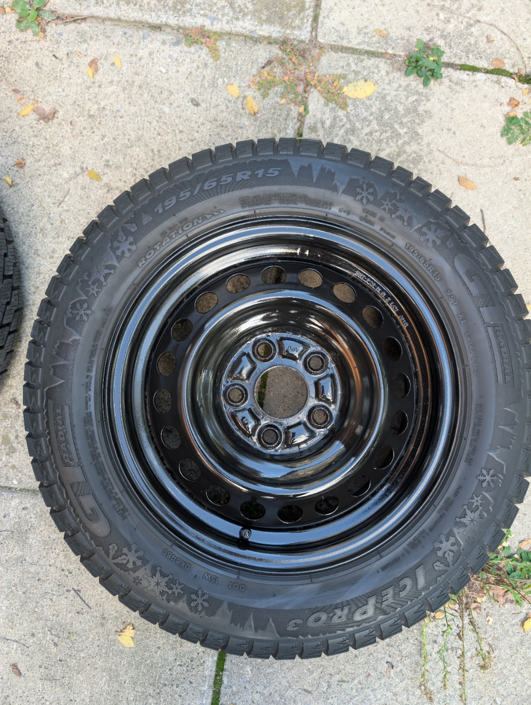 GT Radial Icepro 3 195/65R15 Winter Tire - photo 2