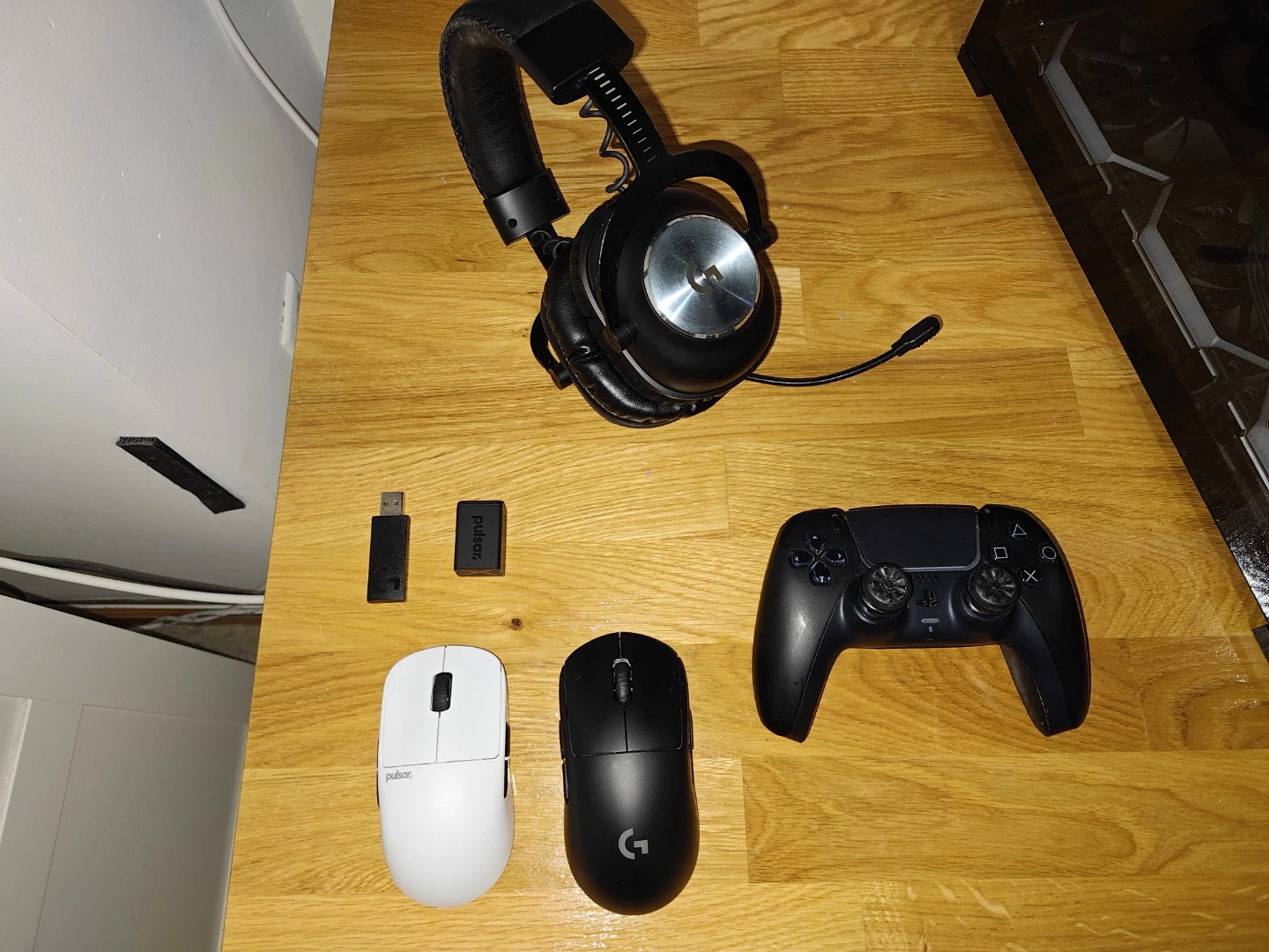 Gaming PC Computer with Ryzen 9 7950x and 32GB DDR5 6000MHZ CL30 - photo 3