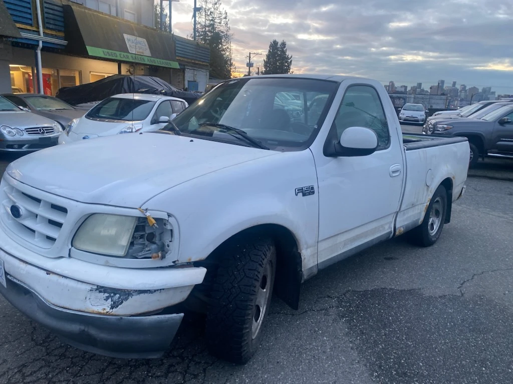 1999 Ford F150 Low Kms Runs Great Classic - photo 2