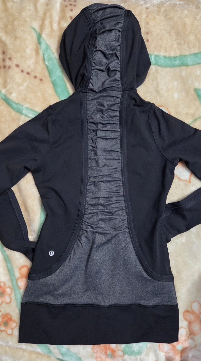 Lululemon sweater/ jacket - photo 2