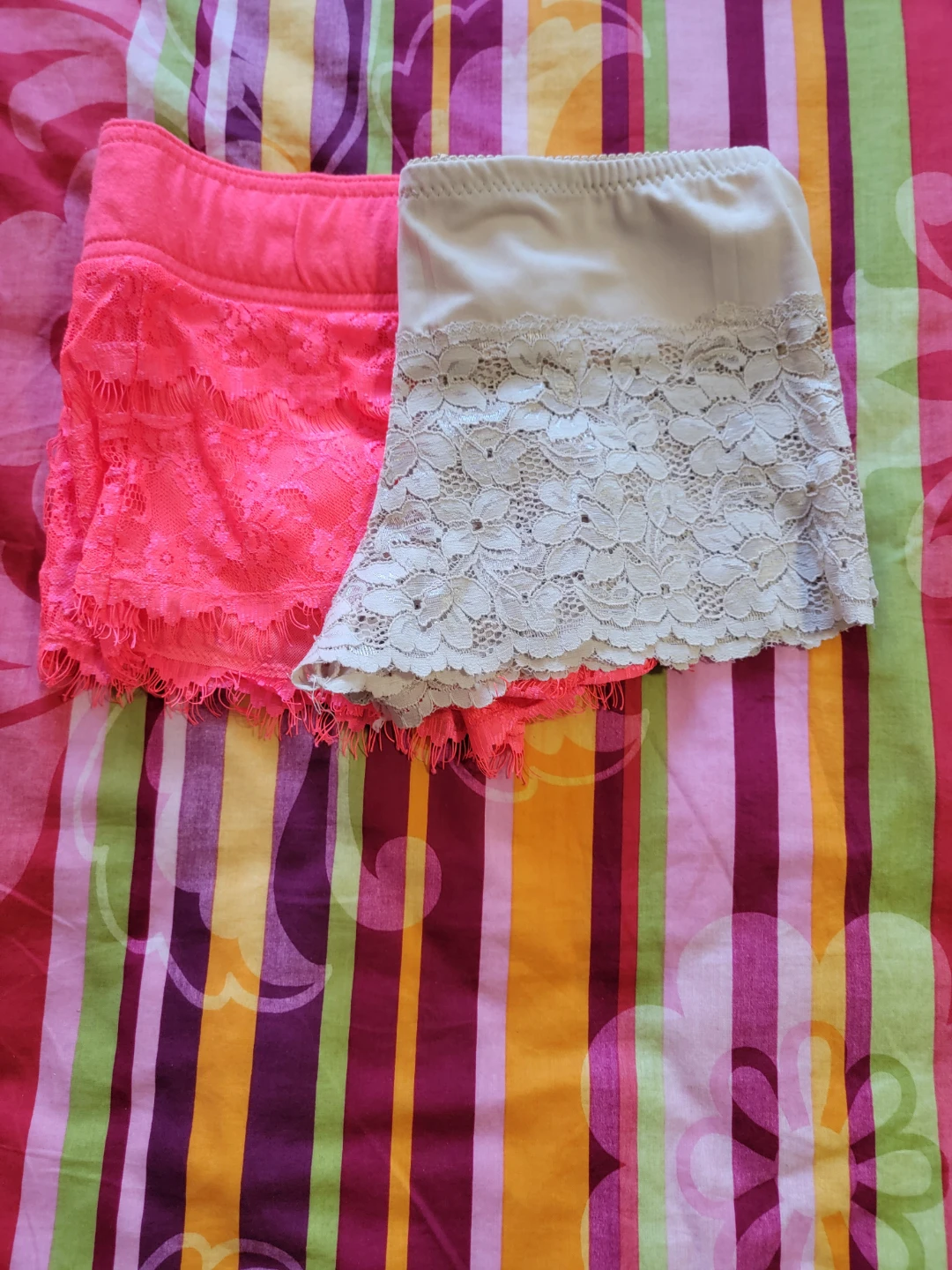 2 Lace Trim Hipster Shorts - Coral and Beige