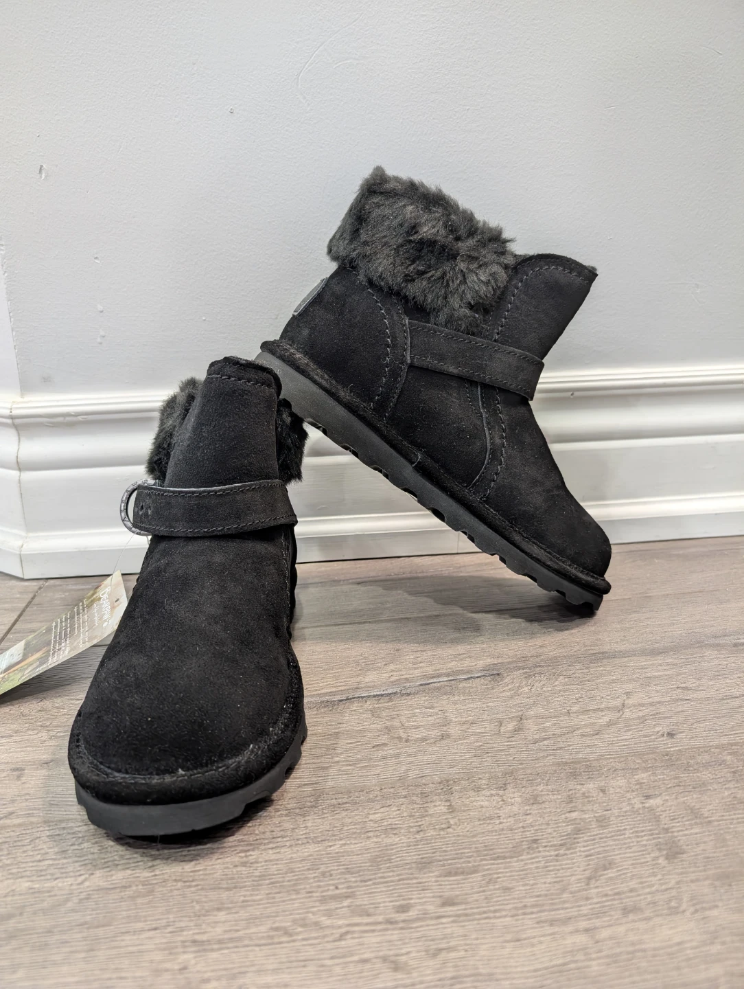 NIB - Women's Bearpaw Koko Black Boots Size 7 - photo 2