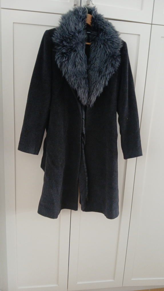 CLE des ZONES Women's Coat with Faux Fur Collar