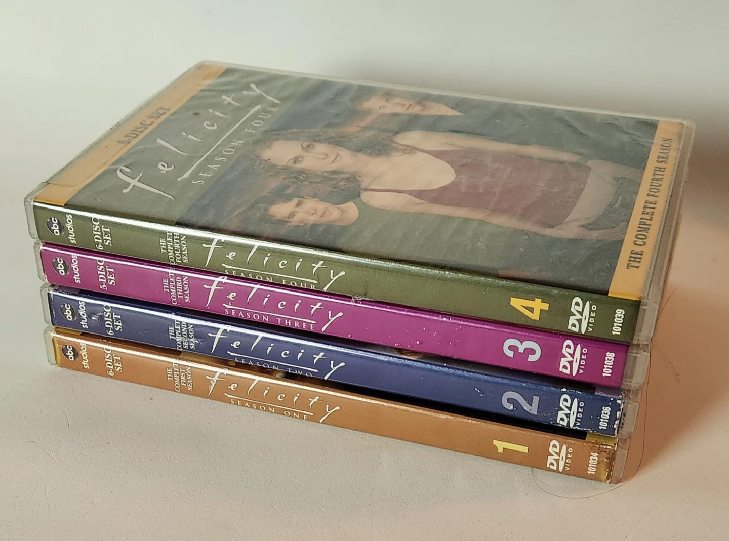 Felicity - Complete Series - photo 3