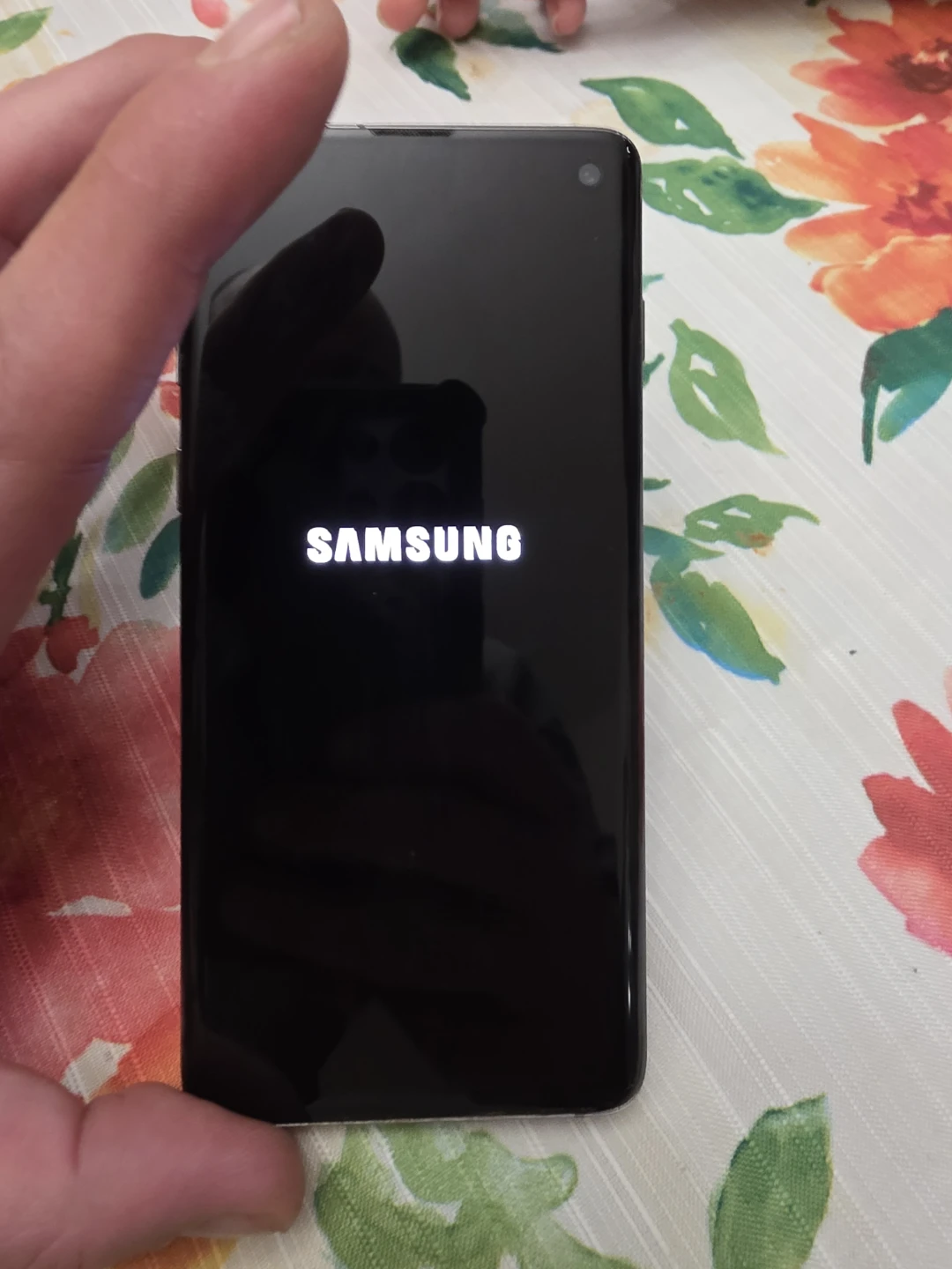 Samsung Galaxy S10 - Black - photo 3