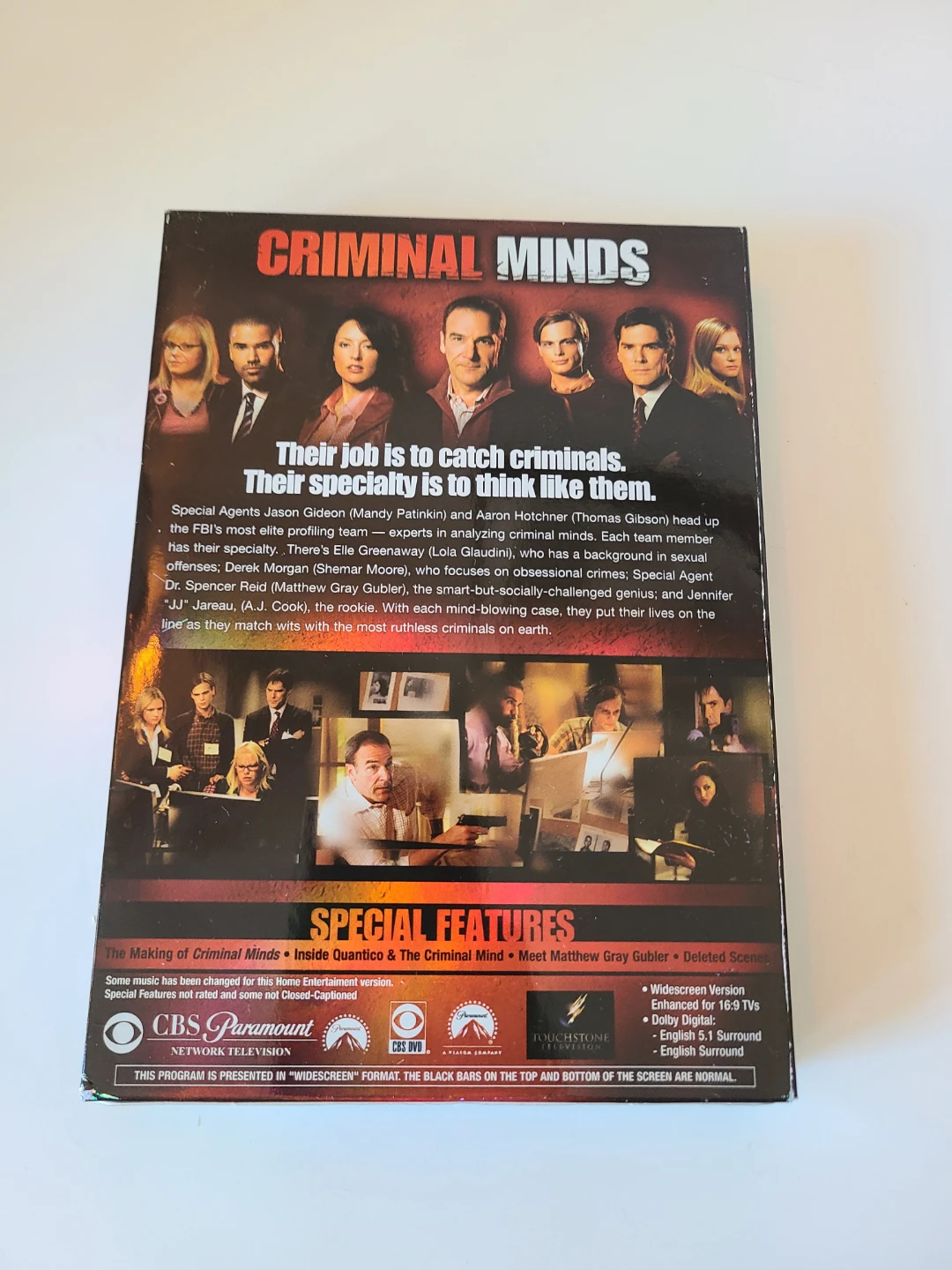 Criminal Minds: The First Season DVD Set - photo 3