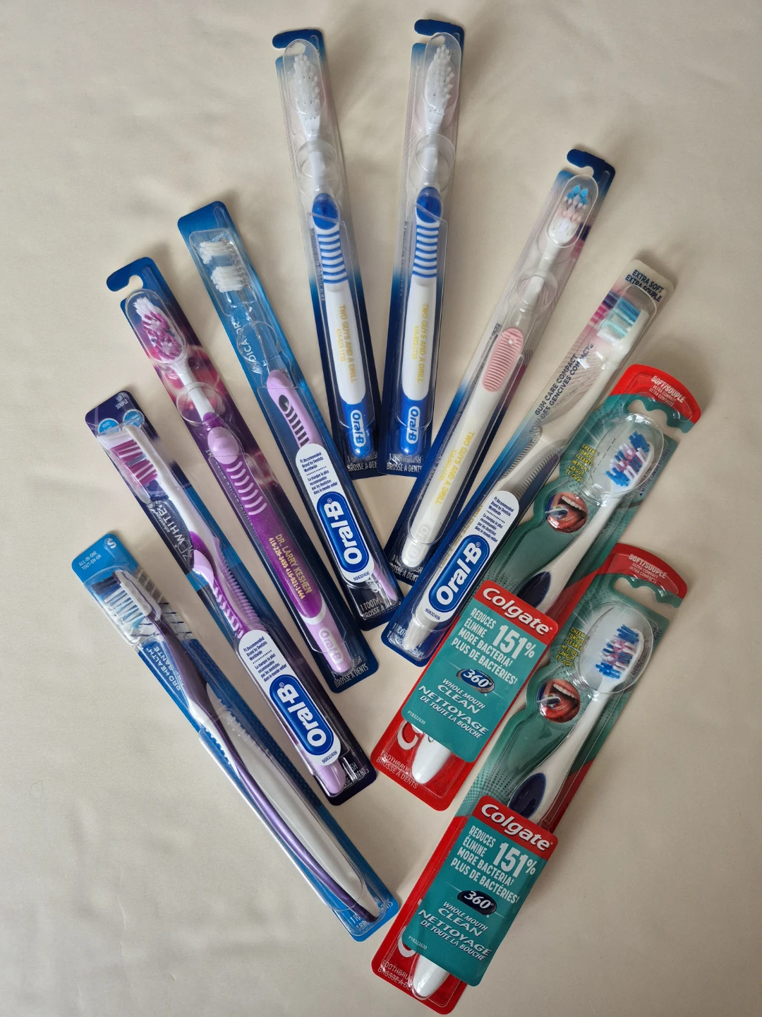 10 Toothbrushes: Oral B & Colgate: Soft & Extra Soft - photo 4