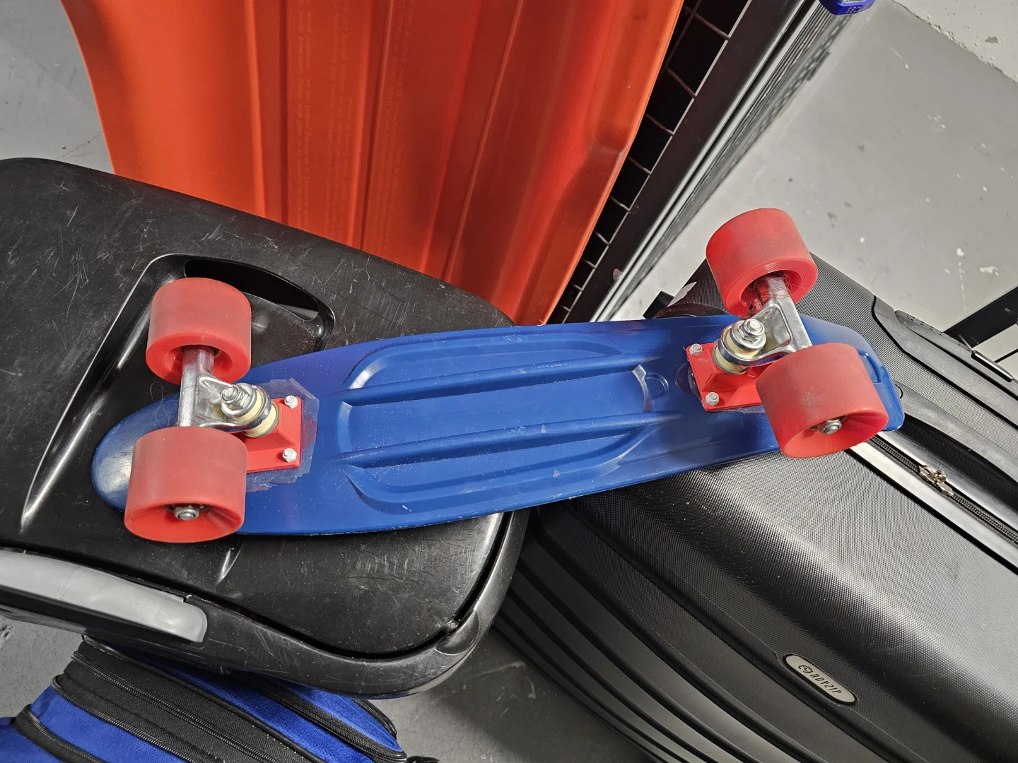 Blue Skateboard - photo 2