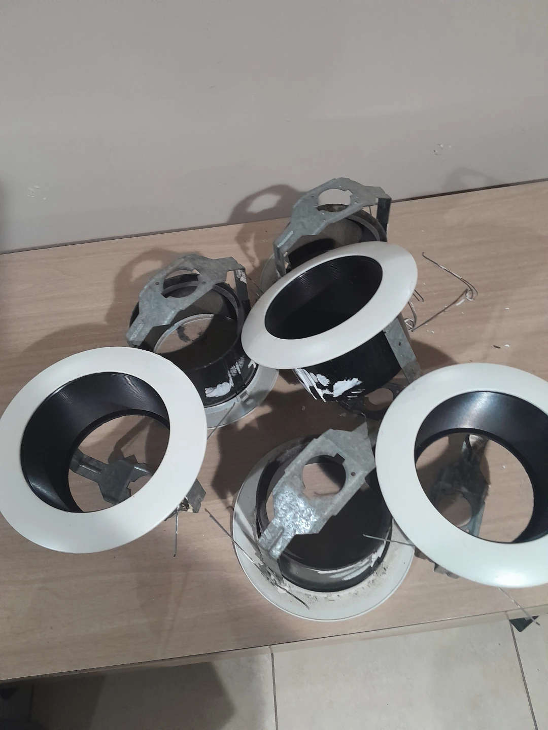 Recessed Lighting Fixtures - White Trim