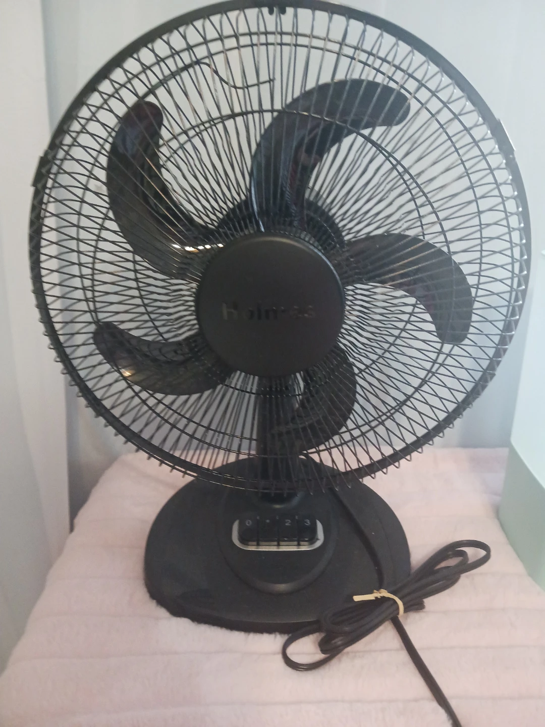 Holmes Black 3-Speed Tabletop Fan