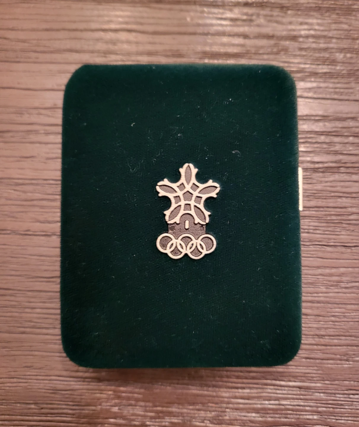 Calgary 1988 Olympics $20 Commemorative Coin - photo 4