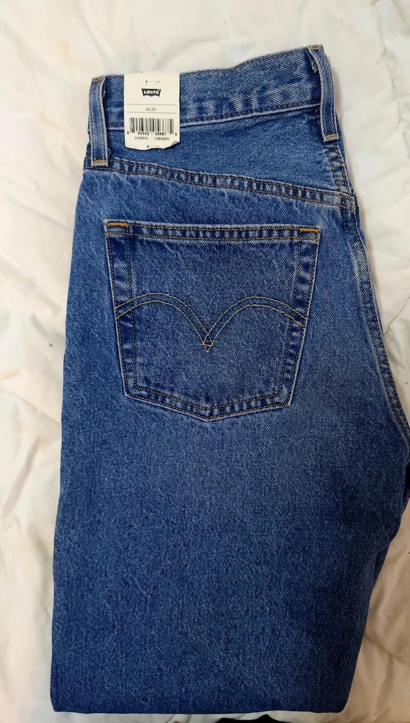 SOLD Levi’s 501 Baggy Jeans – Size 26 – New with Tags - photo 3