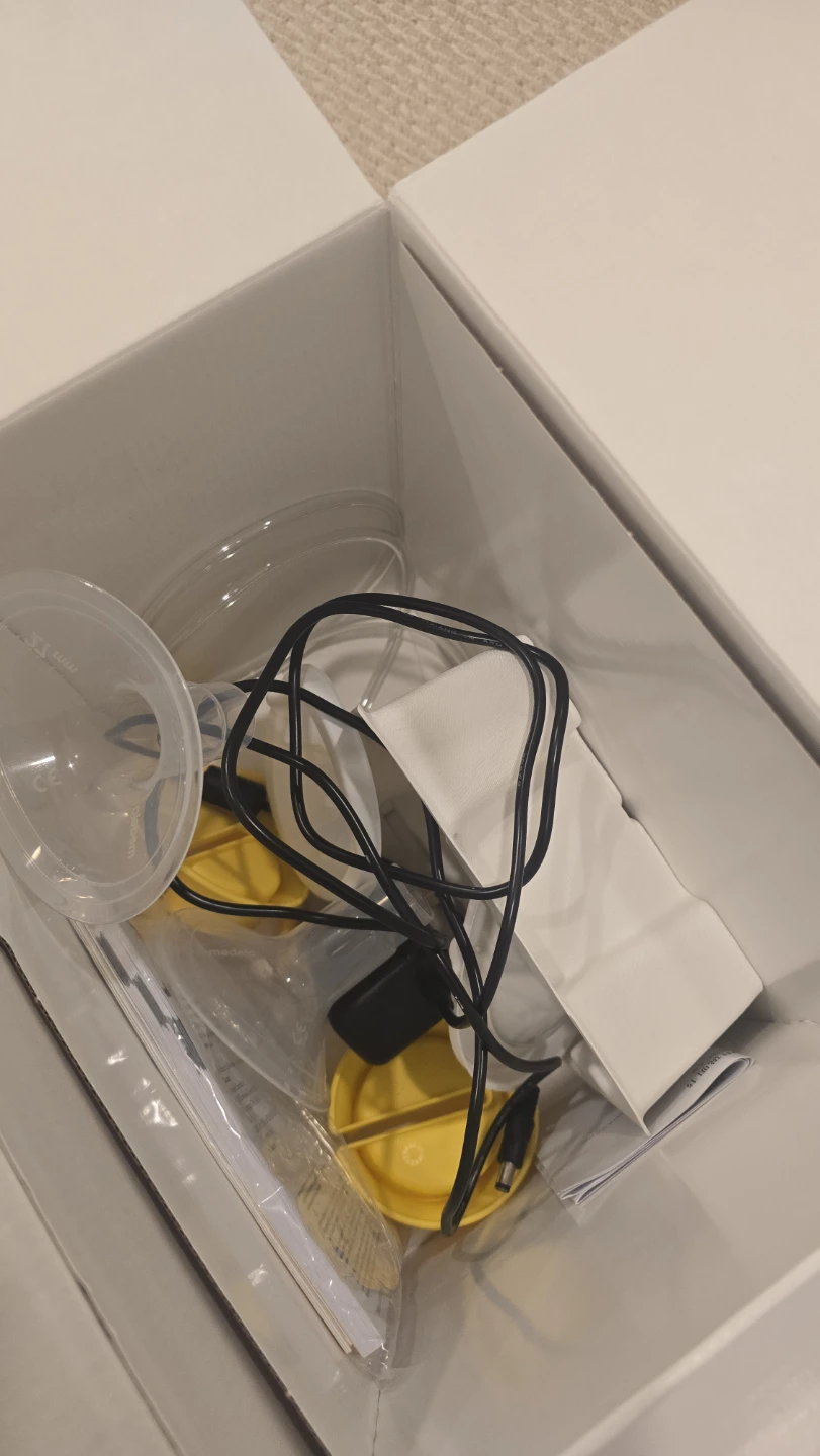 Medela Pump In Style MaxFlow Double Electric Breast Pump - photo 3