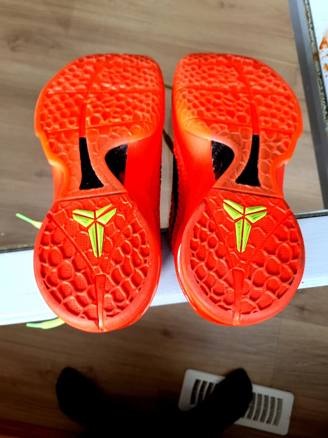 Nike Kobe 6 Protro 'Reverse Grinch' Basketball Shoes - photo 2