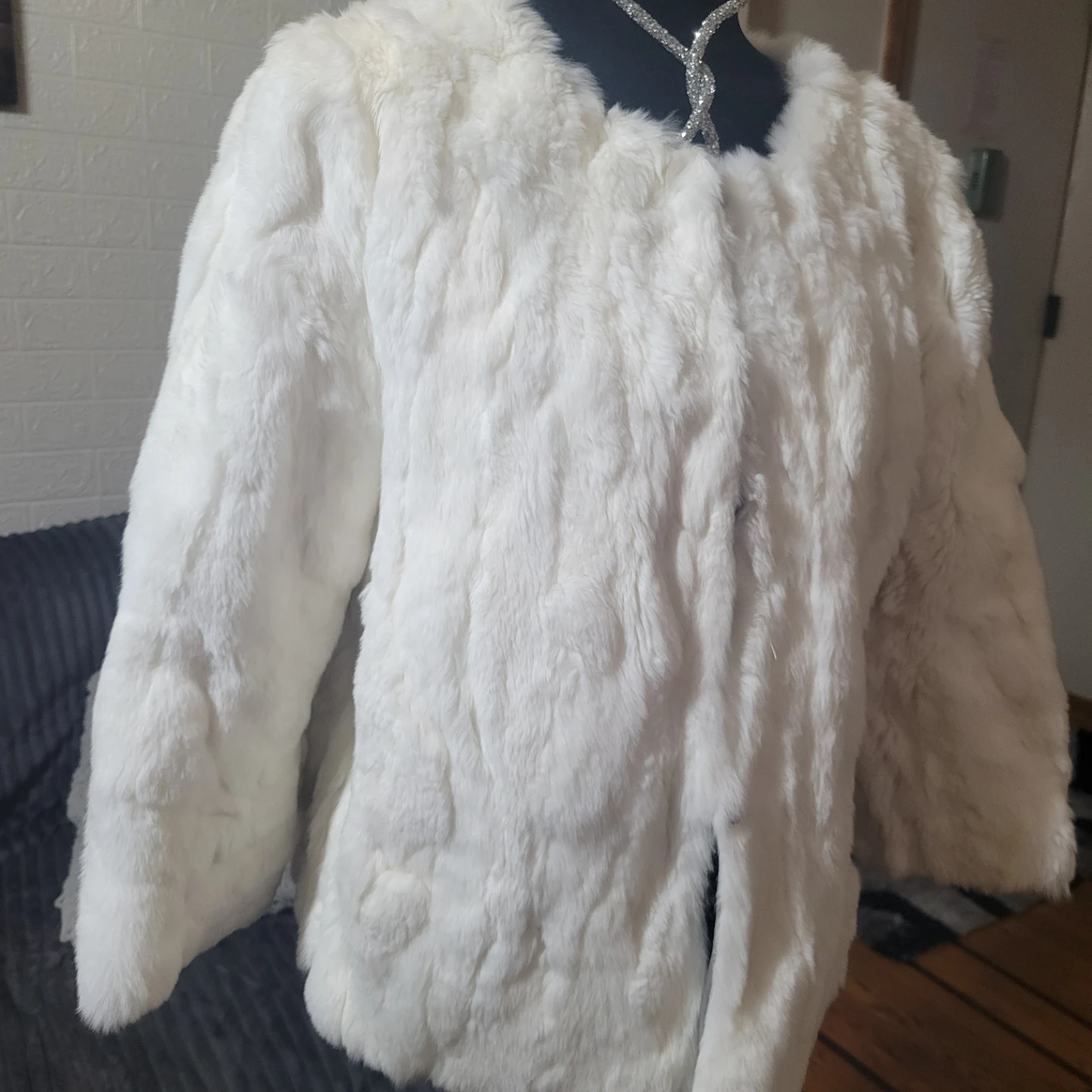 White rubit Fur Jacket - photo 3