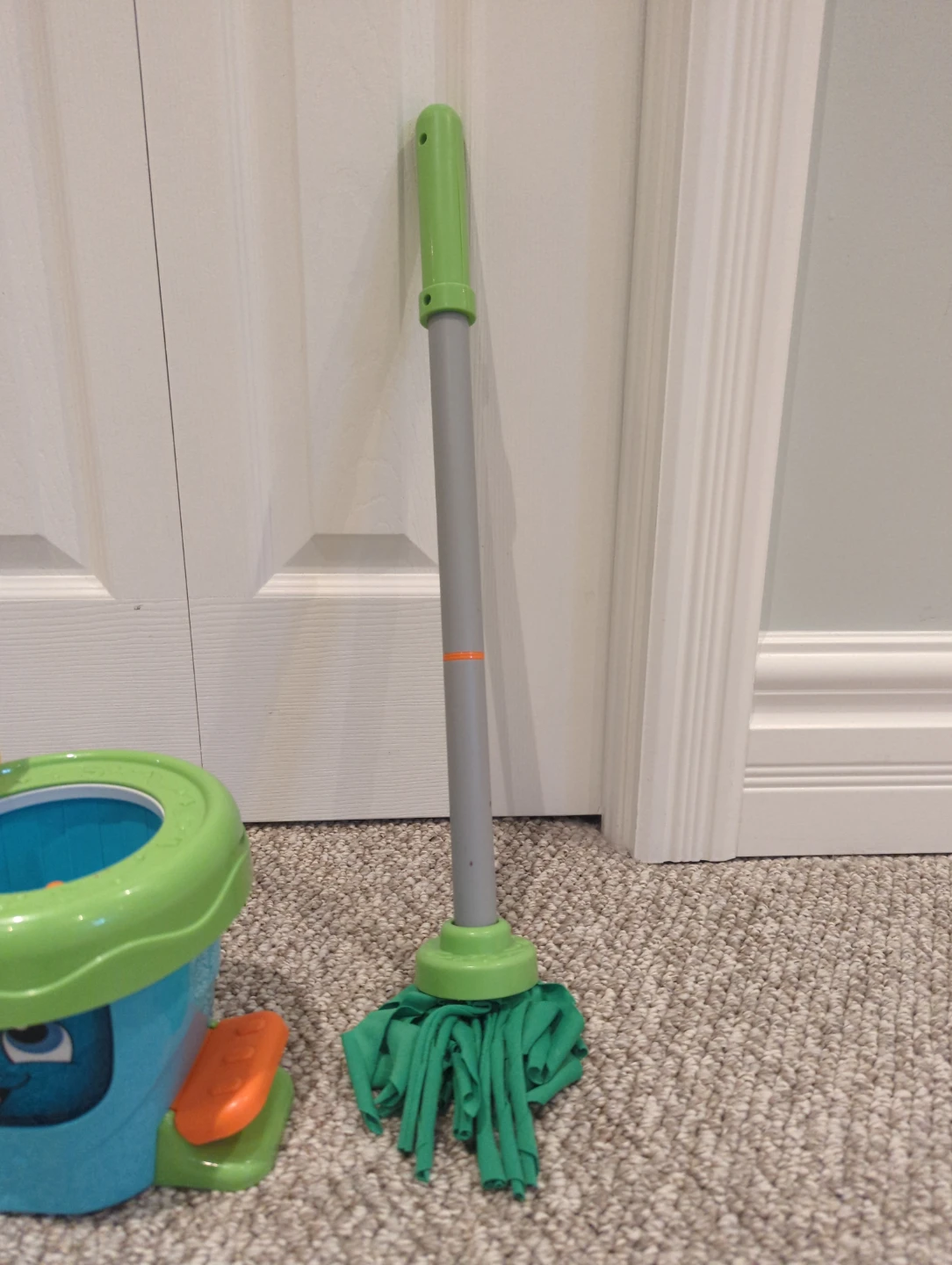 LeapFrog Clean Sweep Learning Caddy - photo 2