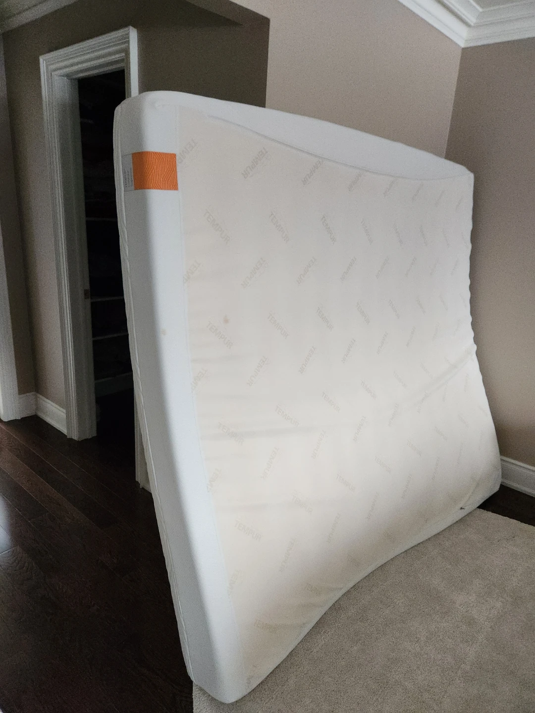 King size Tempur-Pedic Contour Supreme Mattress - photo 5
