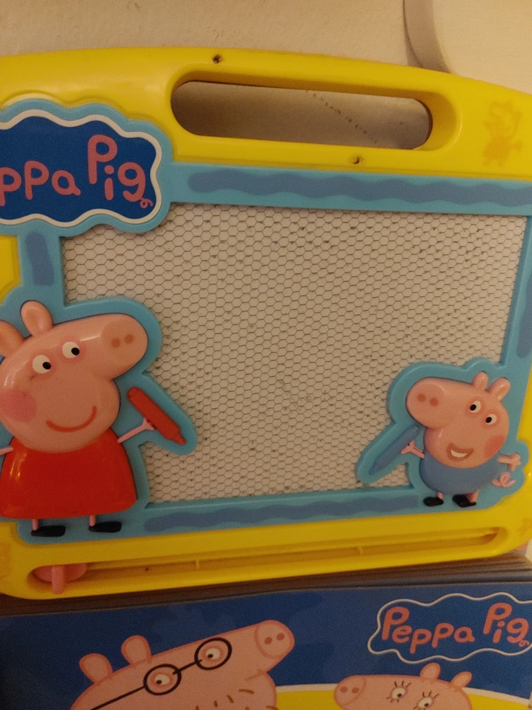 Trolls & Peppa Pig Magnetic Drawing Boards - photo 3