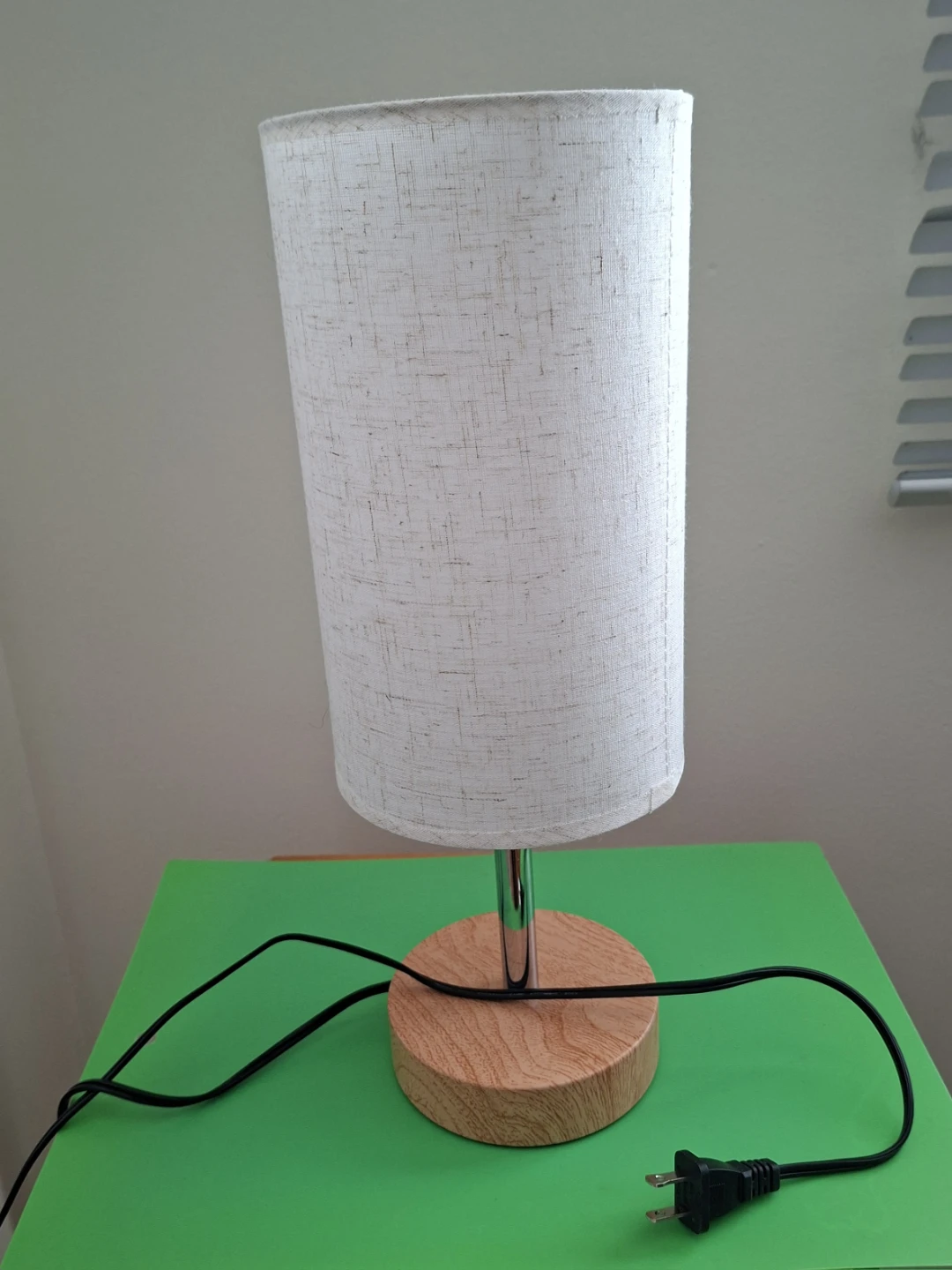 Table Lamp with 2 USB Ports🥕