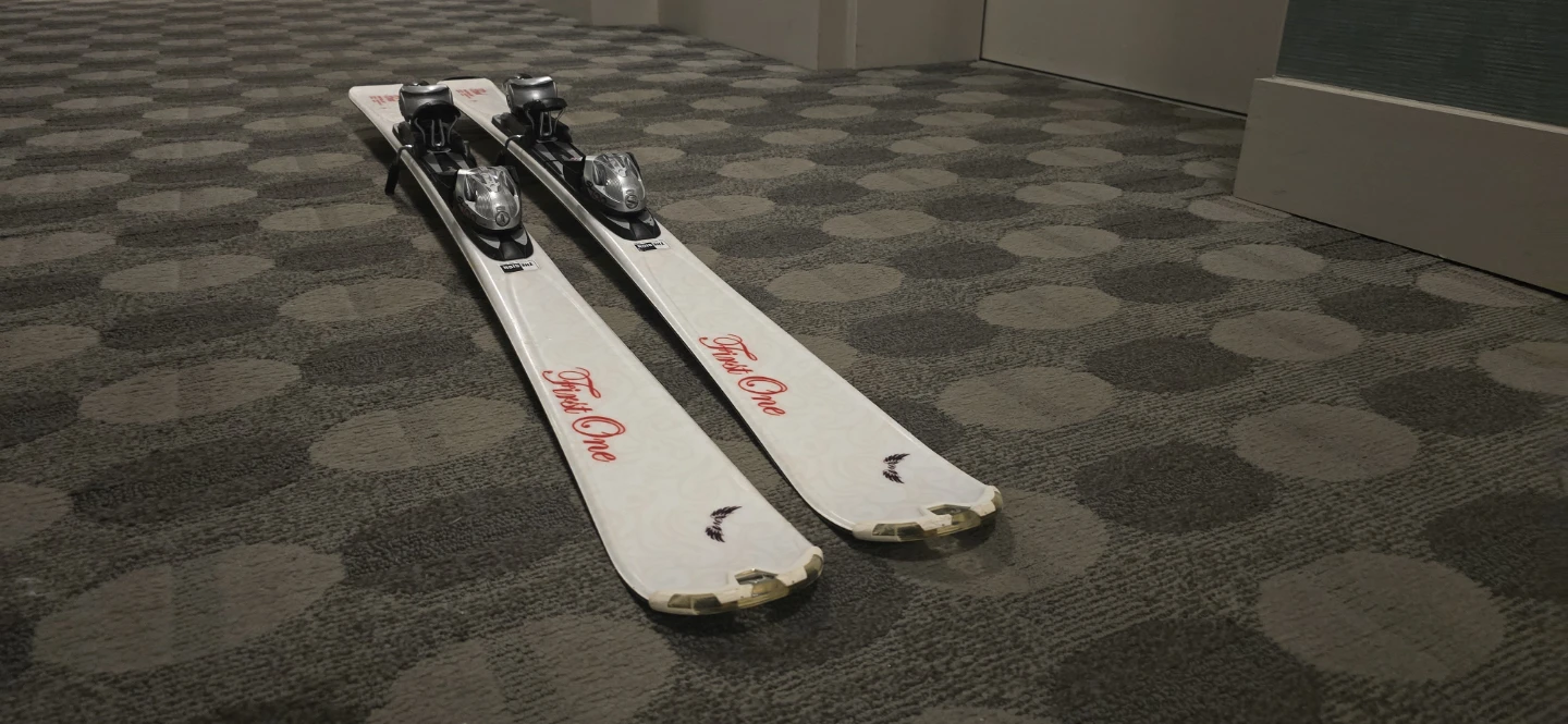 First One" Skis + SL 100