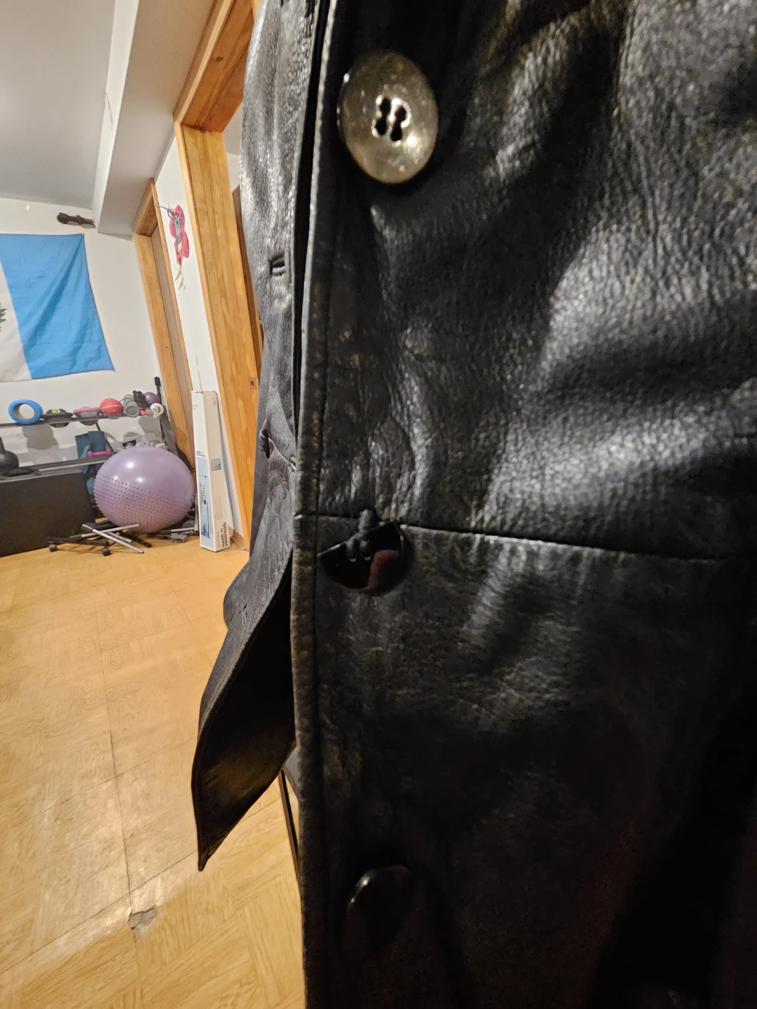 Genuine Leather Black Coat - Size M - photo 3