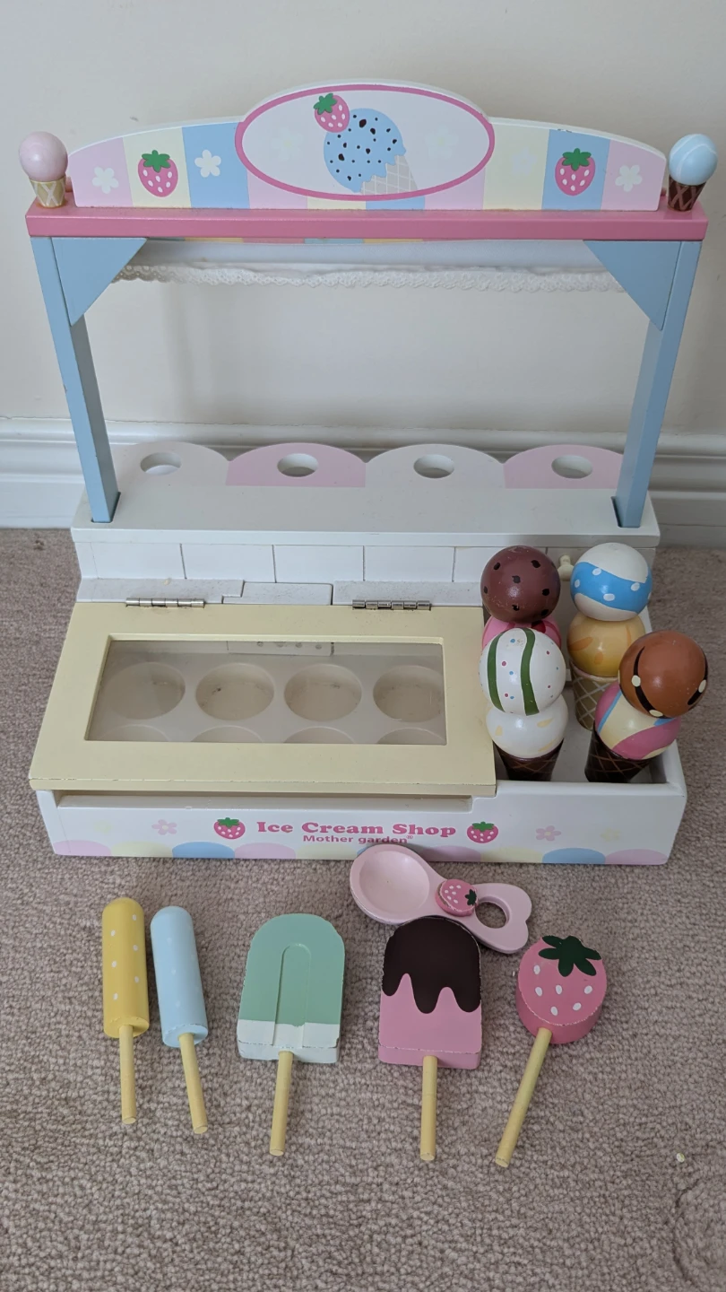 Wooden Ice Cream Shop Toy - photo 3