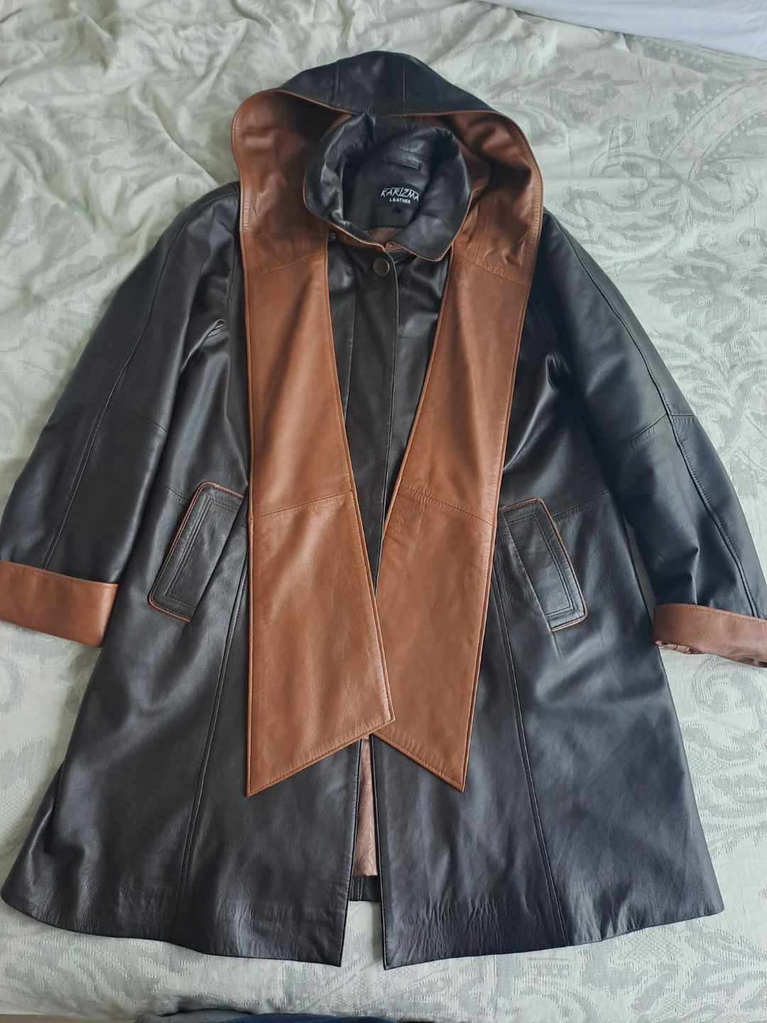 Women's Genuine Leather Jacket (Like New) - photo 3