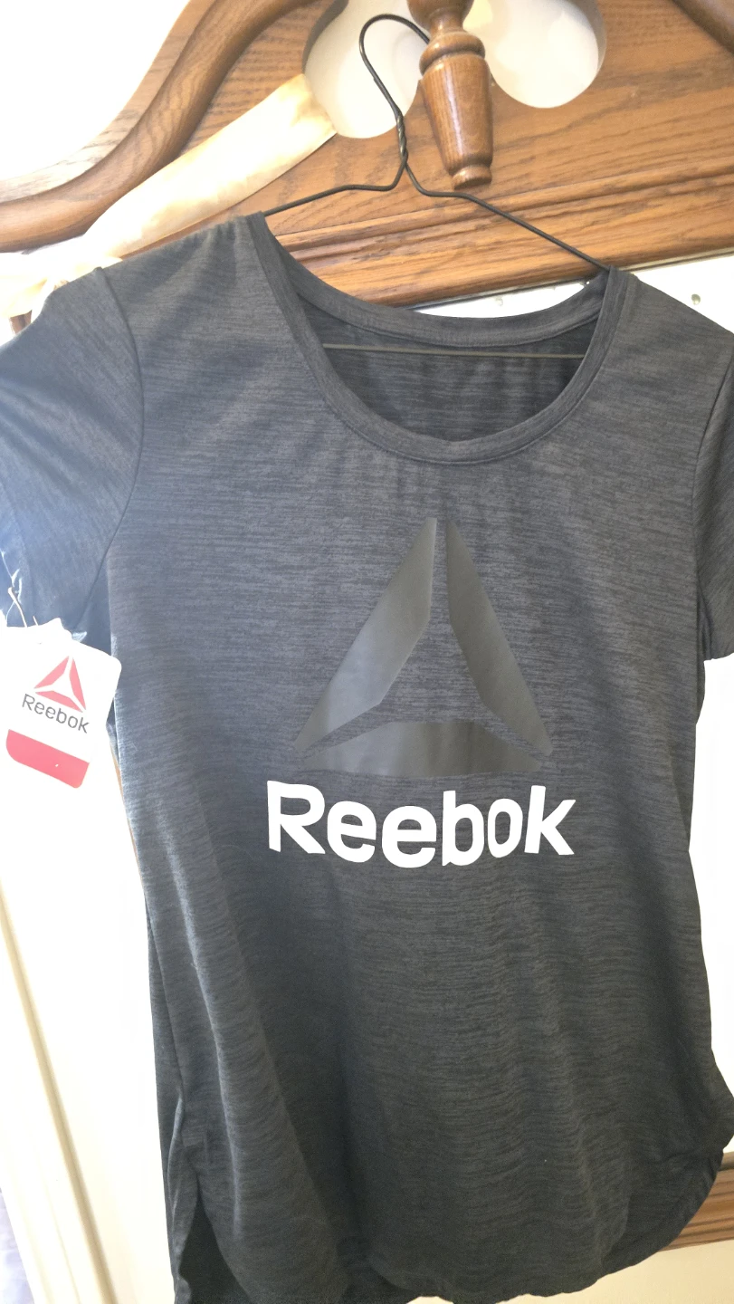 Reebok Grey T-Shirt