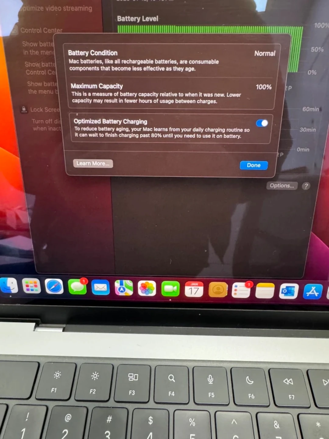 MacBook Pro M3 14 Inch  8GB Ram - photo 4
