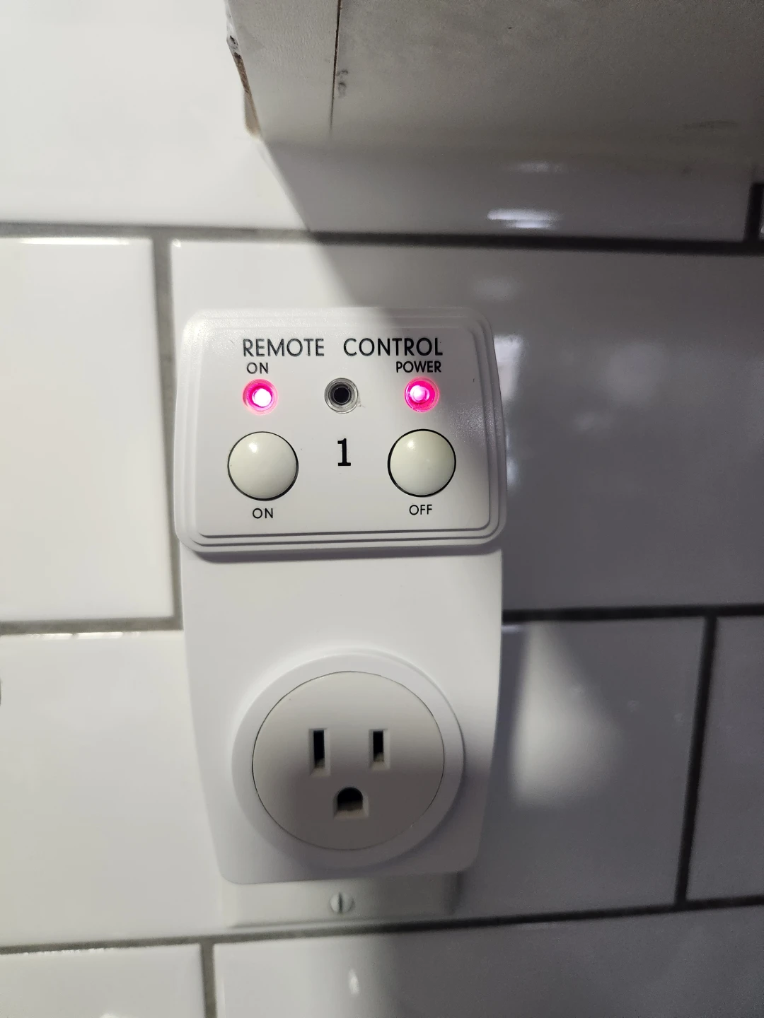 Remote Control Appliance Outlet - photo 3