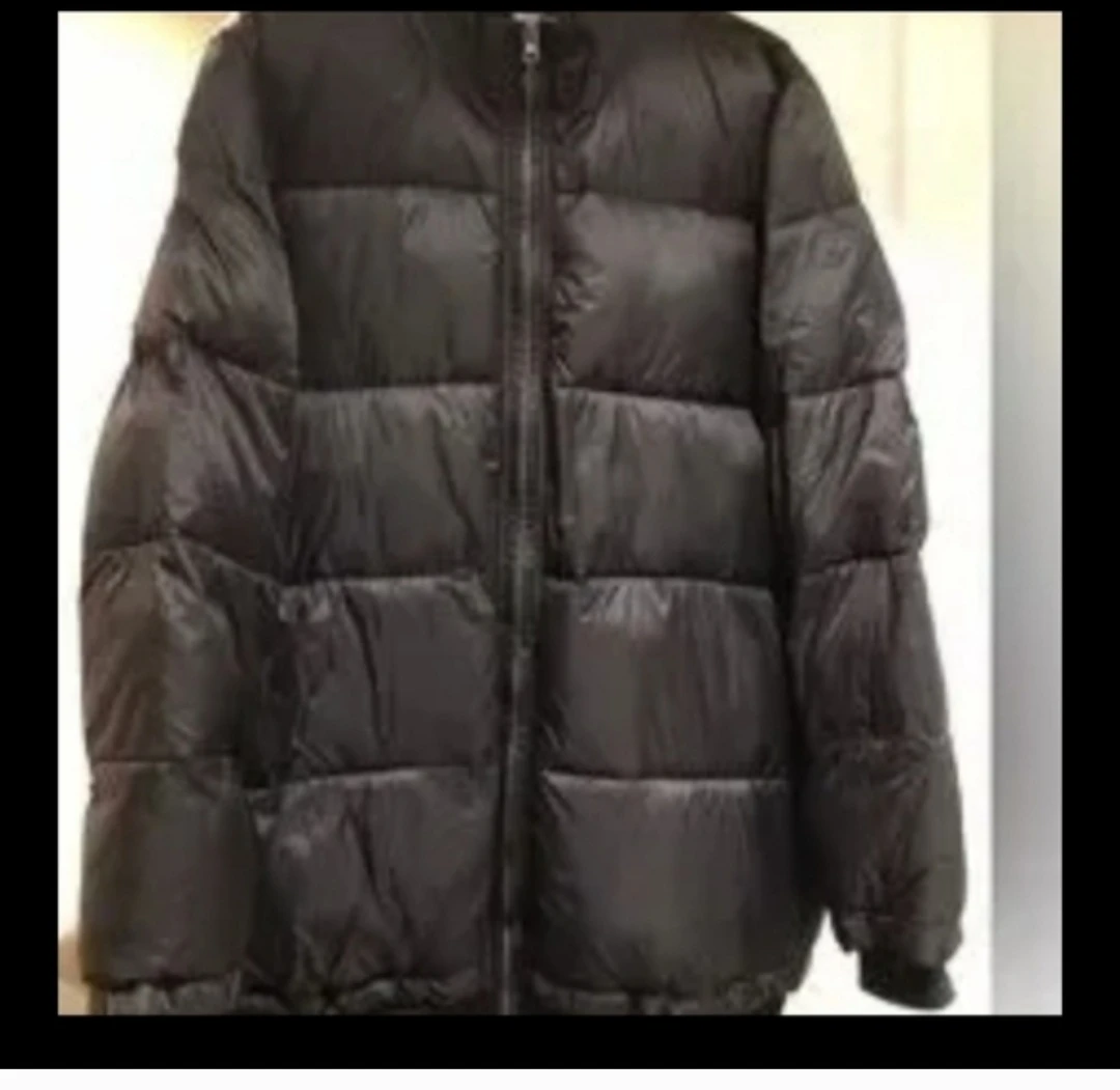 GAP Maternity Puffer Jacket - Size M - photo 4