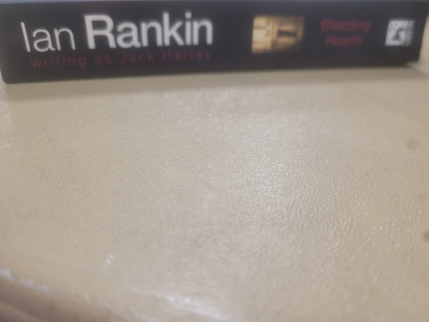 Bleeding Hearts by Ian Rankin (Jack Harvey) - photo 2