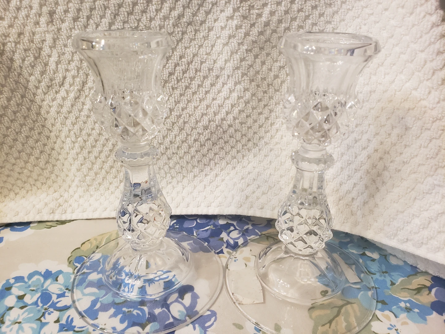 Clear Glass Candlestick Holders (Pair)