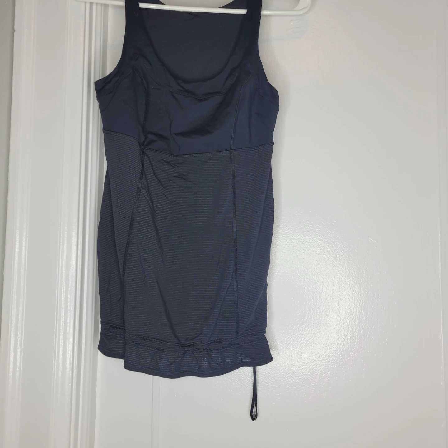 Lululemon Black Tank Top Size 6