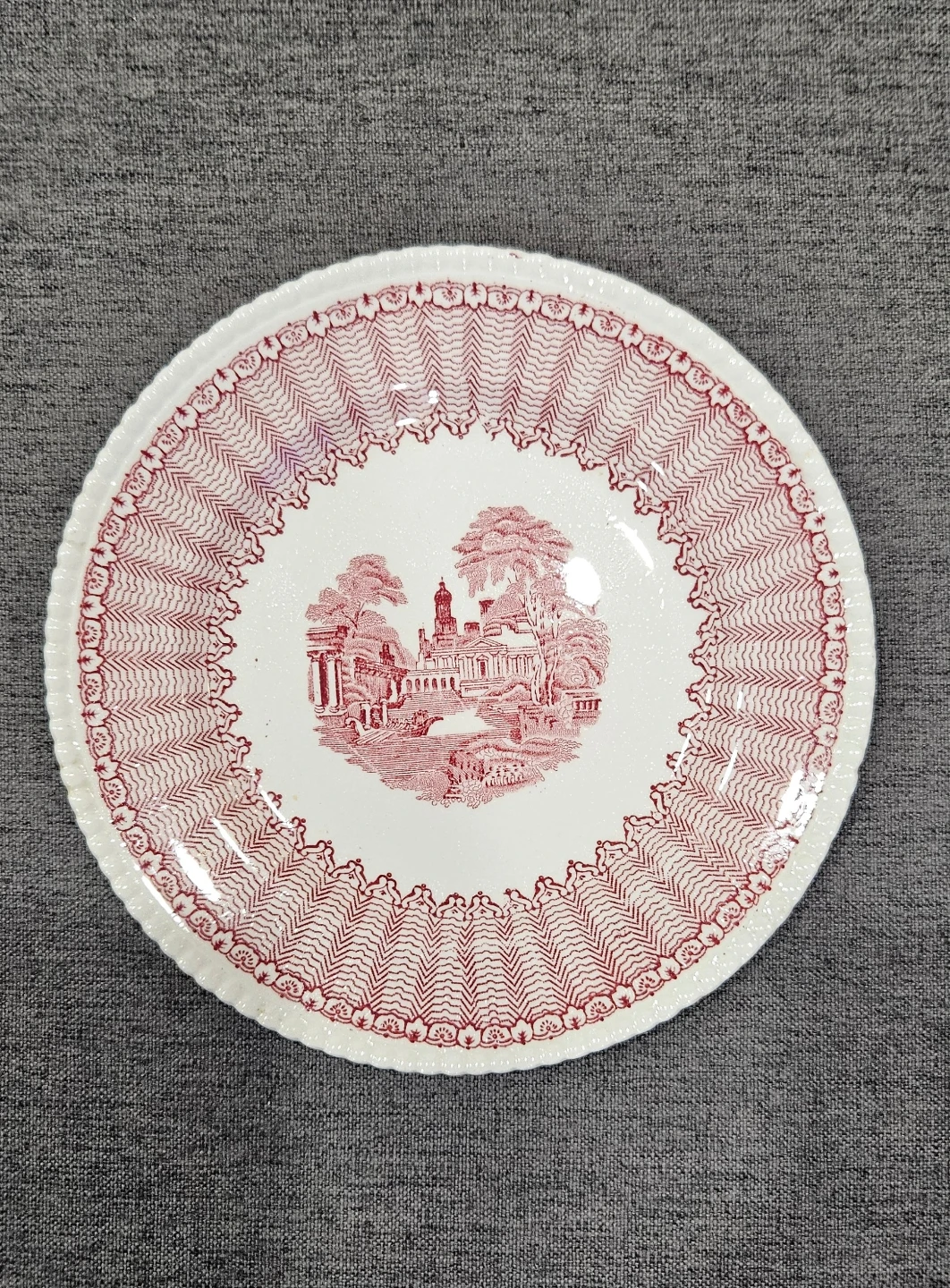 Vintage Red & White Decorative Plate - 8 Inches