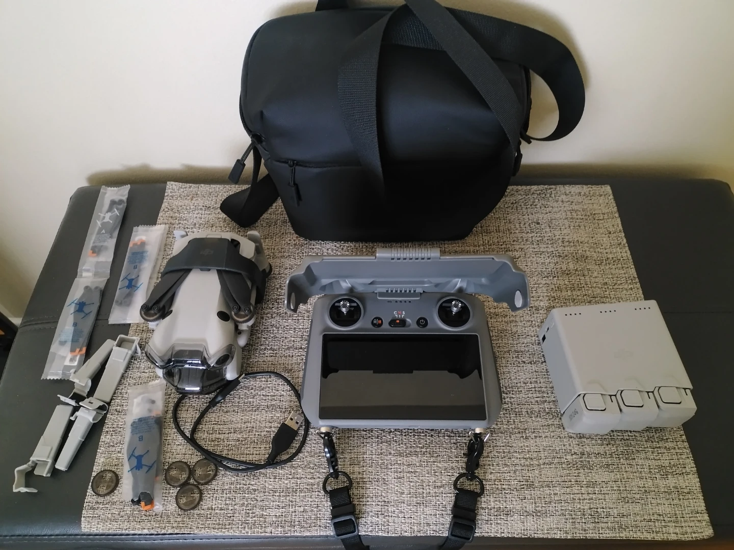 DJI Mini 4 Pro Drone Fly More Combo with RC Controller - photo 4