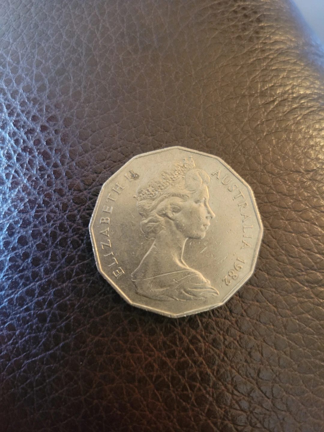 Australian 50 Cent Coin - 1982 - photo 2
