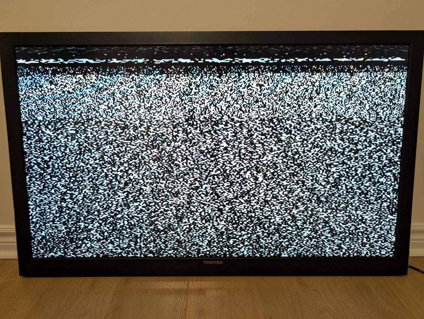 Toshiba 47TL515U 47" Television - photo 2
