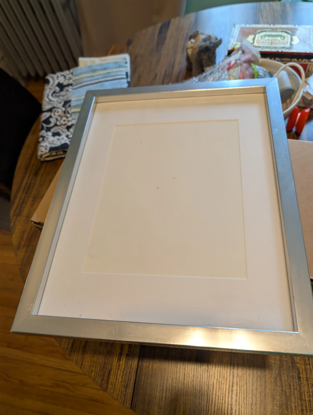Amazon Basics Picture Frame