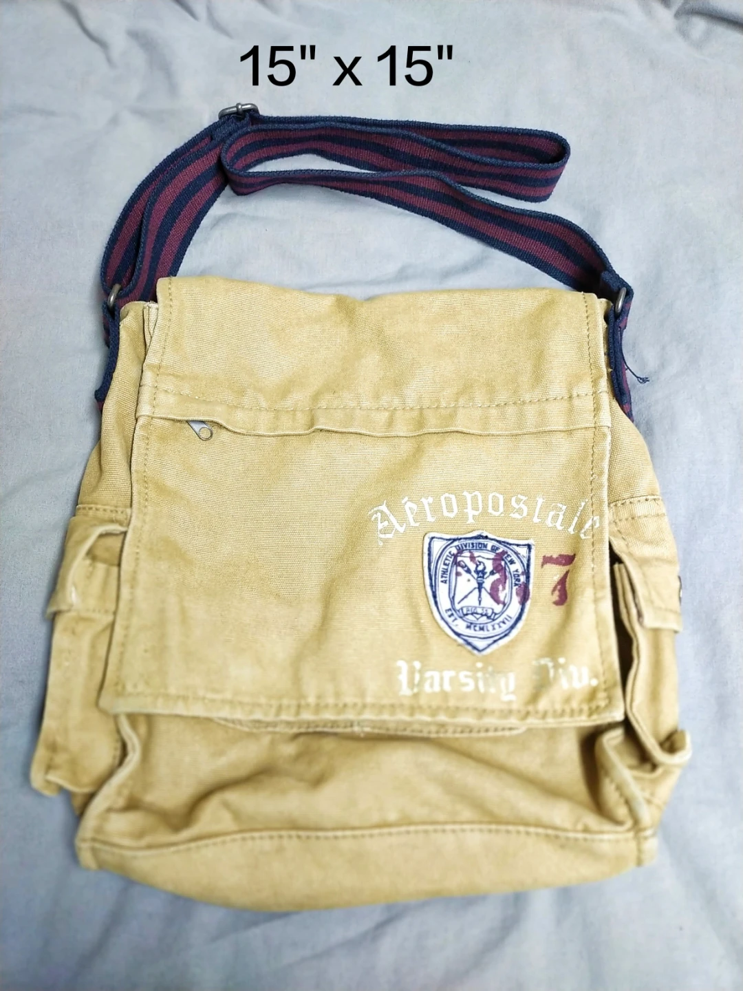 Aeropostale Varsity Div. Messenger Bag