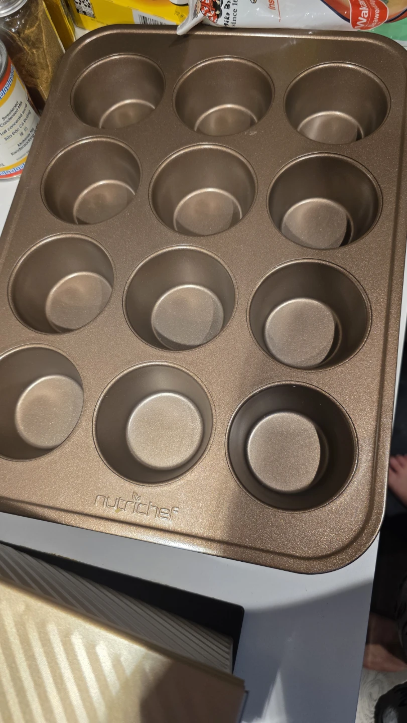 NutriChef 12-Cup Nonstick Muffin Pan + brioche pan