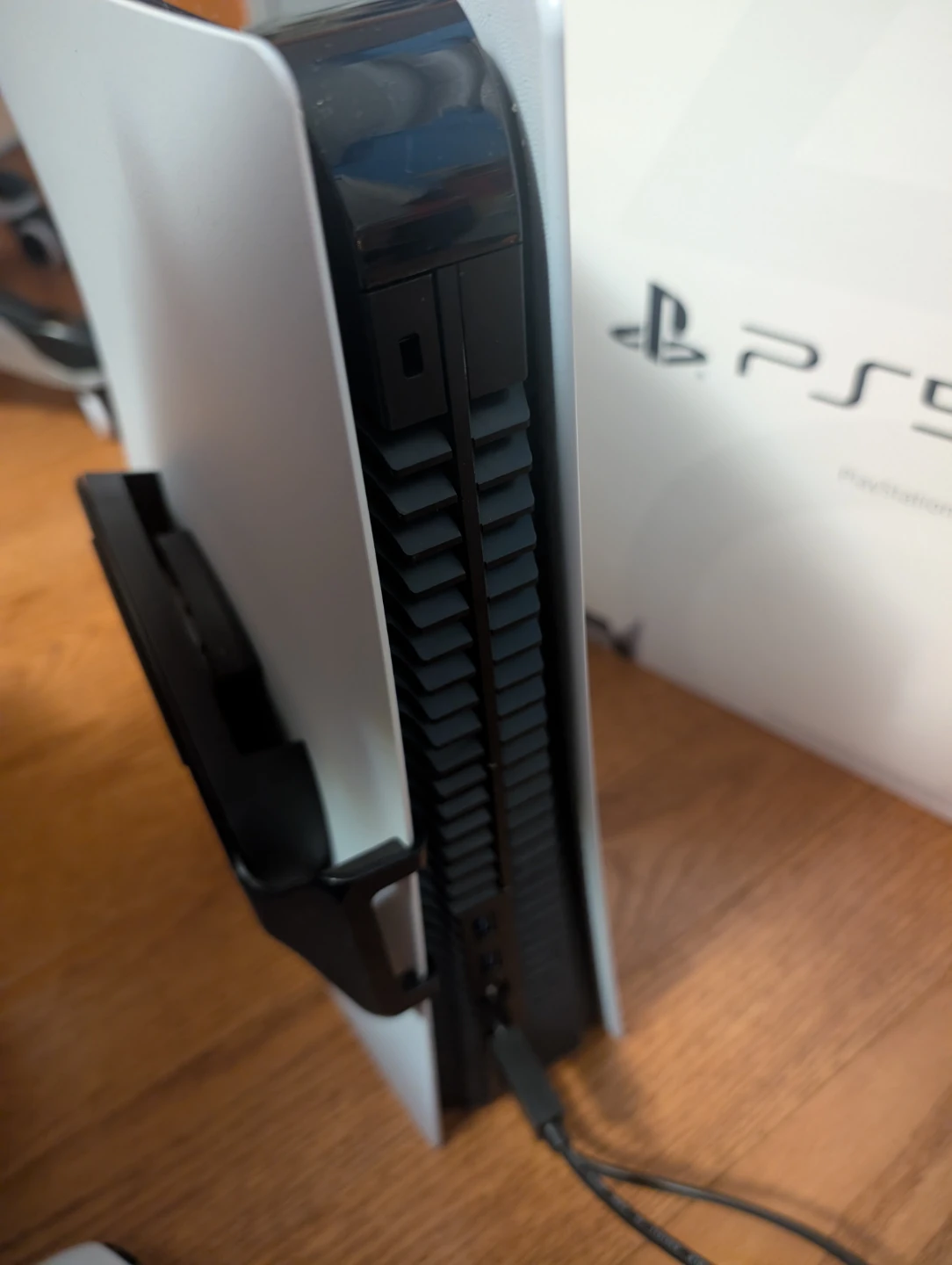 Sony PlayStation 5 (PS5) Console - Like New! - photo 5