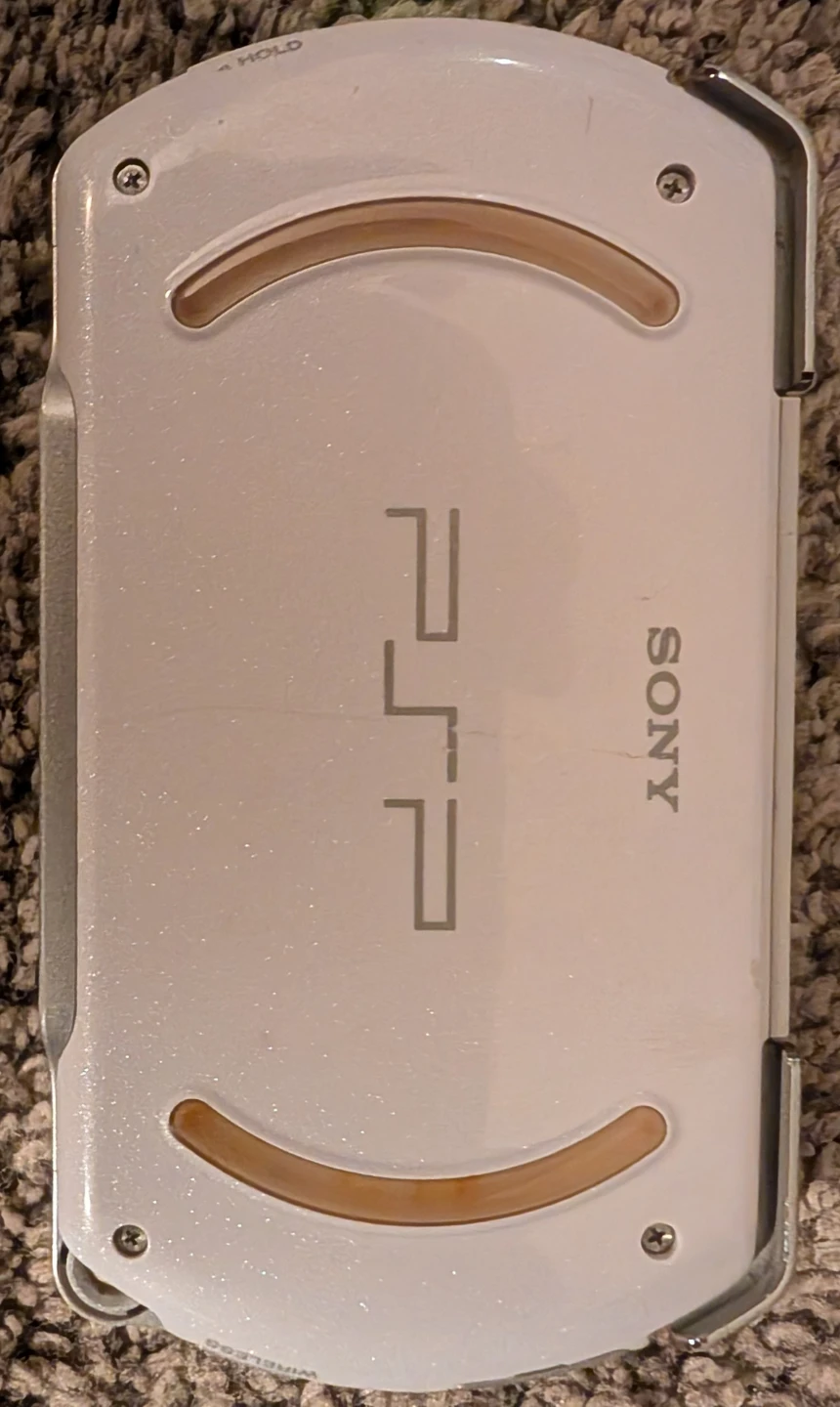 white Sony PSP Go ** modded