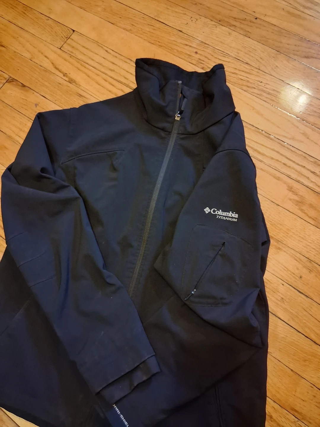 Columbia Titanium Jacket - Size XL