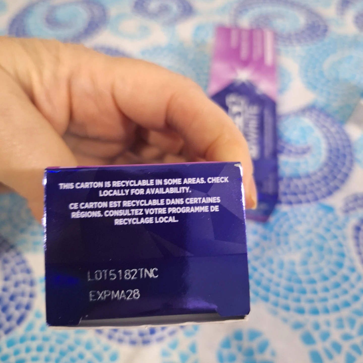Crest 3D White Advanced Radiant Mint Toothpaste - 3 Pack - photo 2