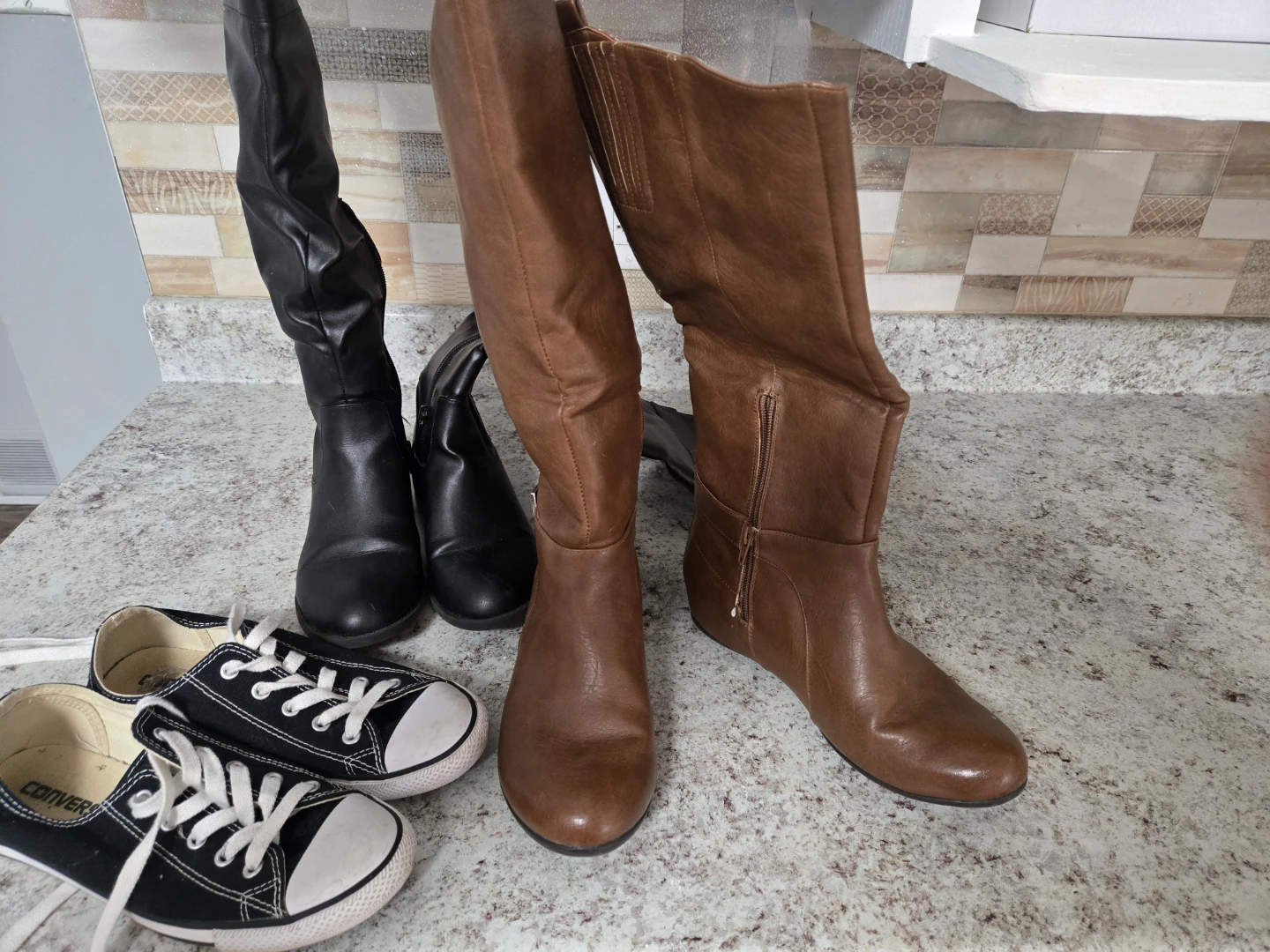 Converse Sneakers & American Eagle Boots - photo 2