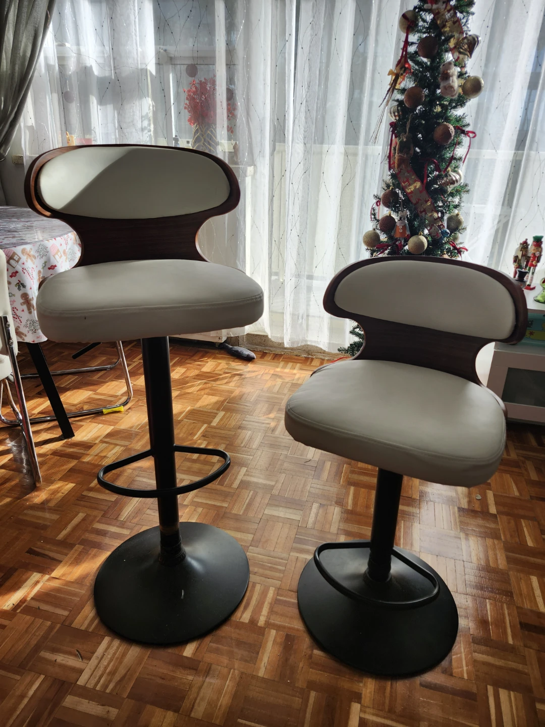 Set of 2 Swivel Bar Stools - photo 2