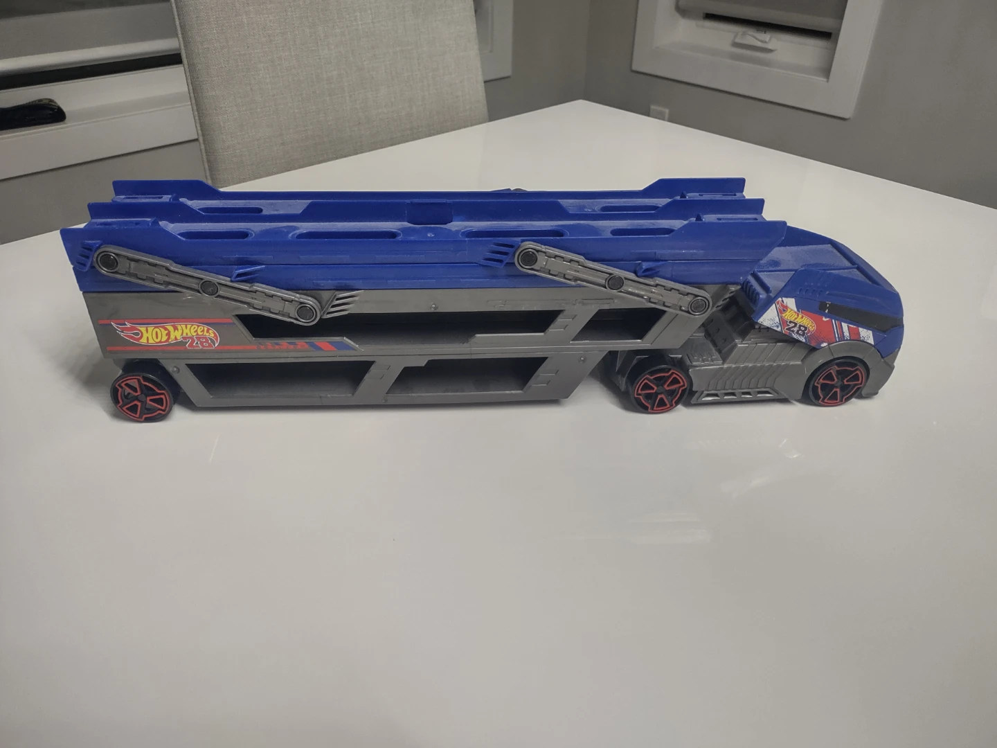 Hot Wheels Car Carrier Truck - Blue/Grey - photo 2